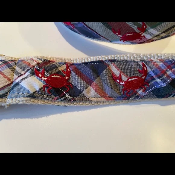 L.L.Bean D Ring Belt, fun red crabs on a plaid background, size M/L - Picture 3 of 6